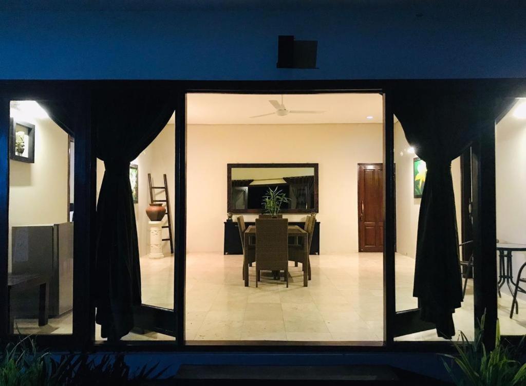 Imaj Private Villas Сенгиги Екстериор снимка